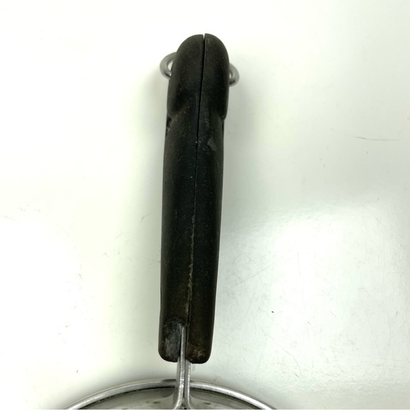 Revere Ware 1 1/2 Quarts Copper Bottom Sauce Pan - Picture 7 of 8